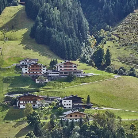 Am Mitteregghof *