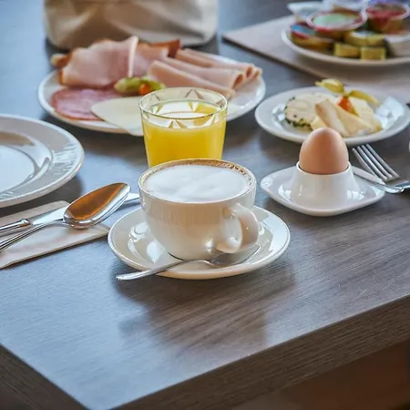 Am Mitteregghof Отель *